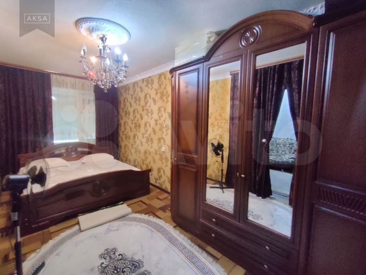 3-к. квартира, 70 м², 2/5 эт.