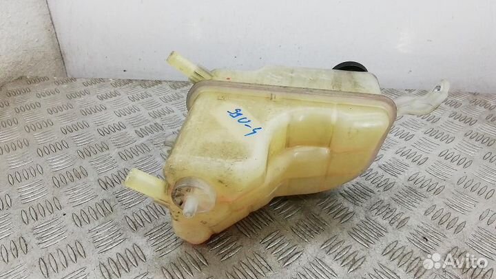 Бачок расширительный Toyota Verso