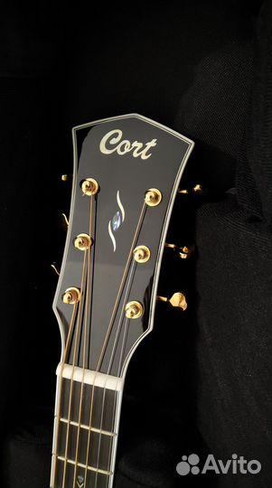 Акустическая гитара цельномассивная