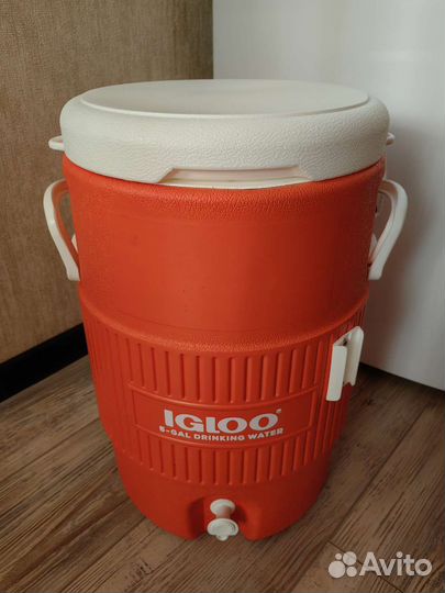 Изотермический контейнер-бочка Igloo, 19 л