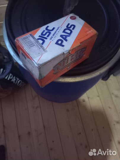 Колодки тормозные передние на Ситроен nibk