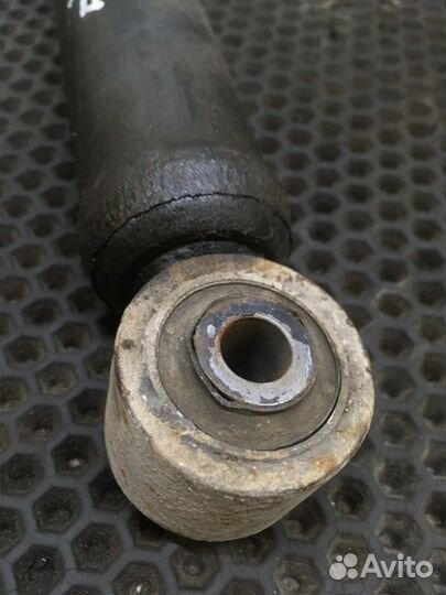 Амортизатор задний Ssang Yong Kyron D20DT 2008