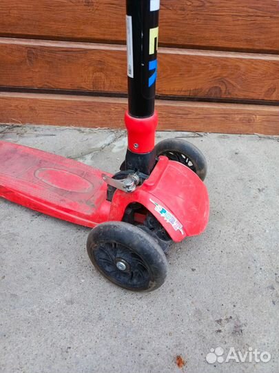 Самокат трехколесный 88см