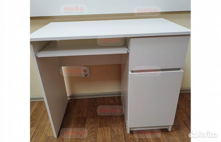 Стол компьютерный новый