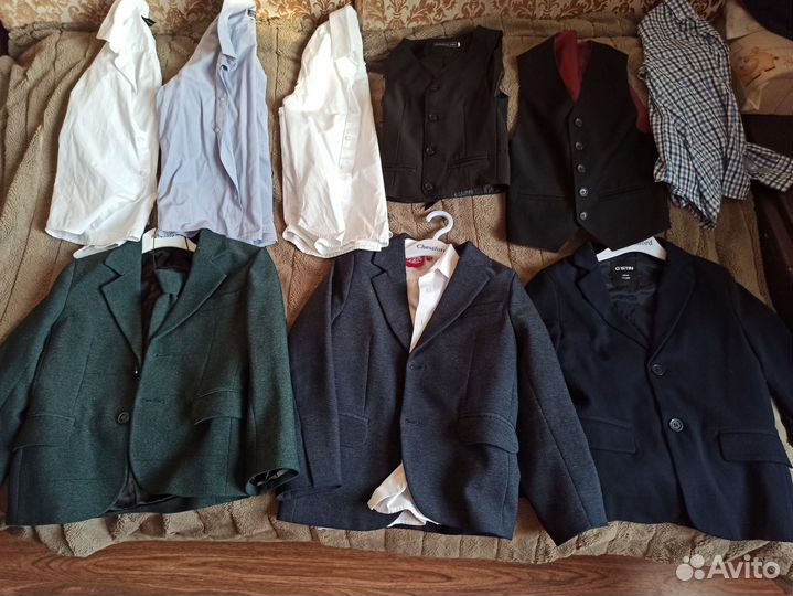 Школьная форма пиджаки, жилетки, рубашки, брюки