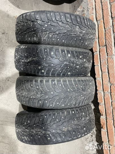 Nexen Winguard WinSpike WH62 215/60 R17