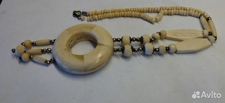 Крупные бусы. колье натуральная кость. винтаж