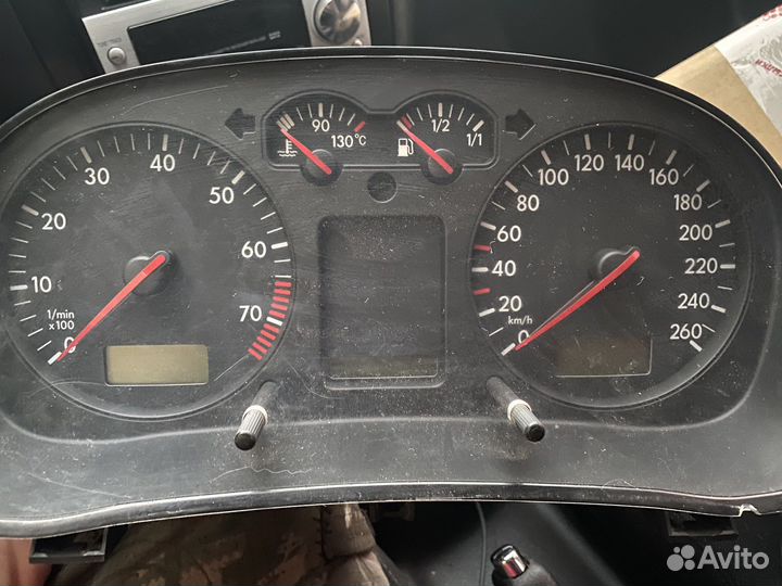 Продам приборную панель Golf 4