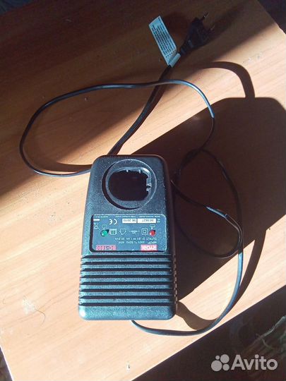 Ryobi BC-1800 Battery Charger