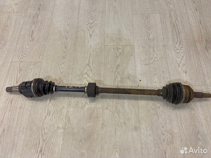 Привод передний правый Toyota Avensis T25 1zzfe