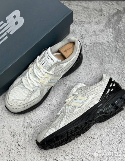 Кроссовки new balance 1906