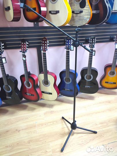 Микрофонная стойка