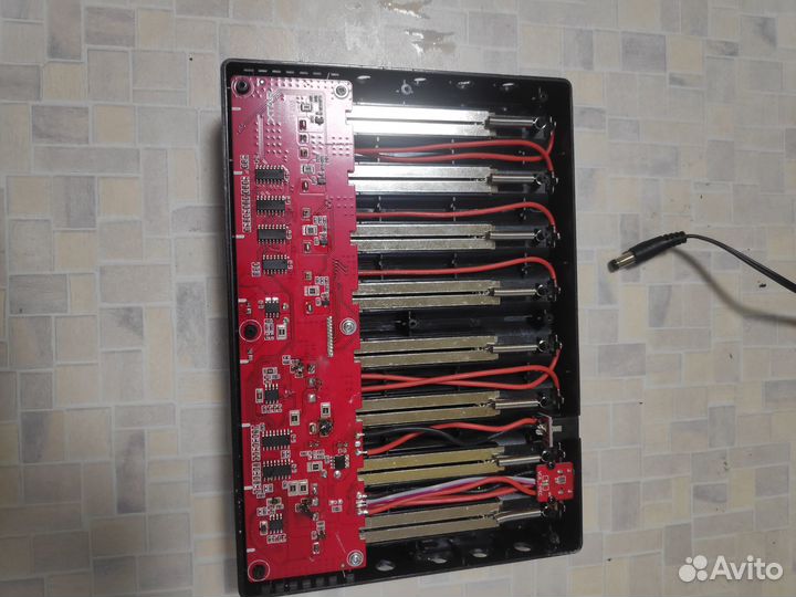 Зарядное устройство Xtar vc8 plus для 18650