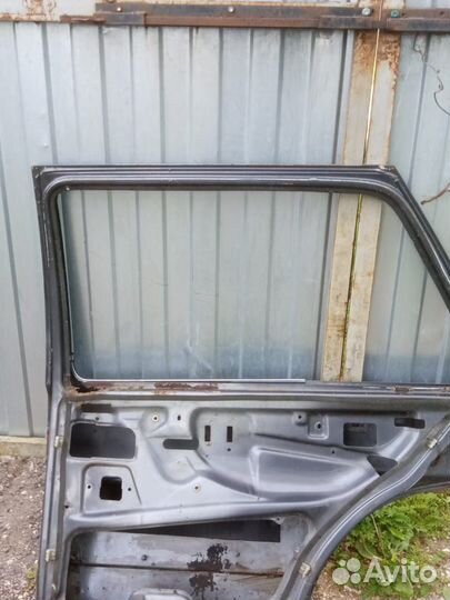 Jetta 2 дверь задняя правая