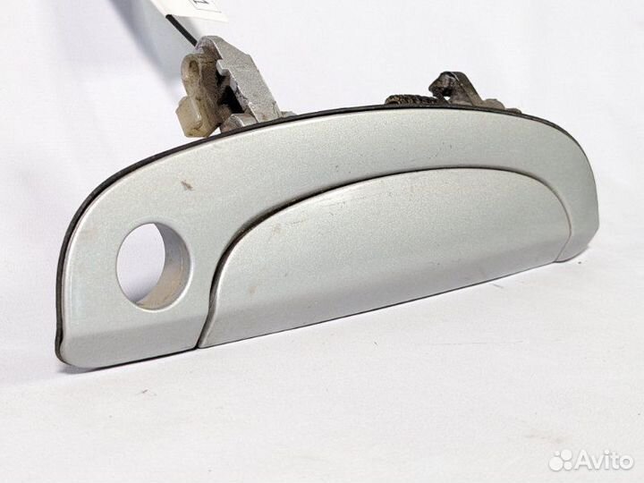 Ручка двери передняя правая Hyundai Getz G4EA 2005