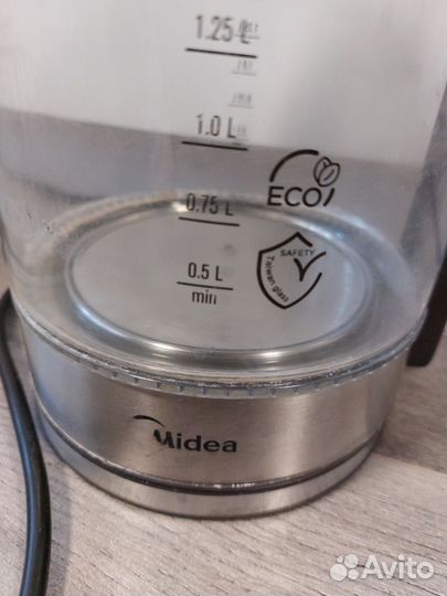 Чайник электрический Midea