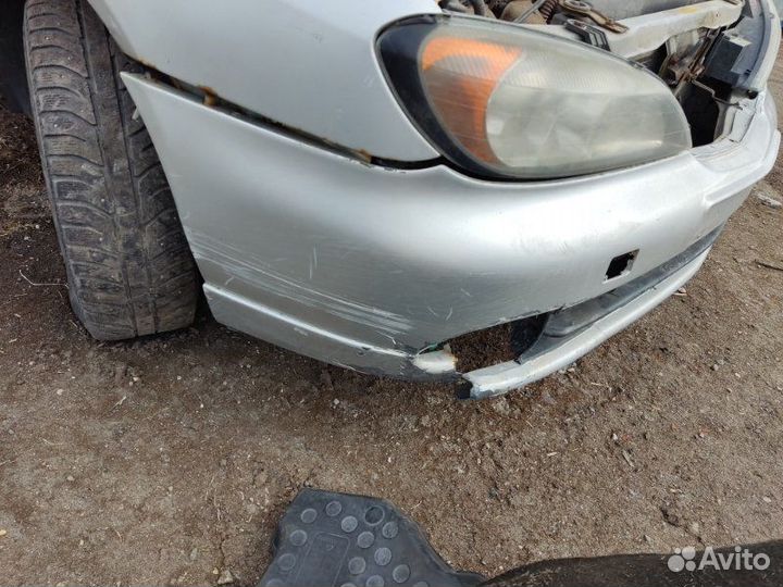 Бампер передний Nissan Primera P11 седан QG18 2000