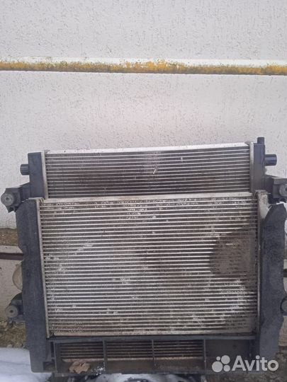 Радиатор на Крузак Прадо