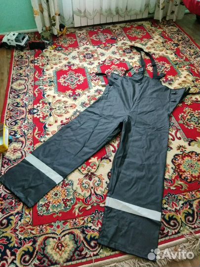 Костюм прорезиненный