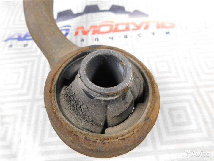 Б/У Рычаг перед лев нижний Toyota Aristo