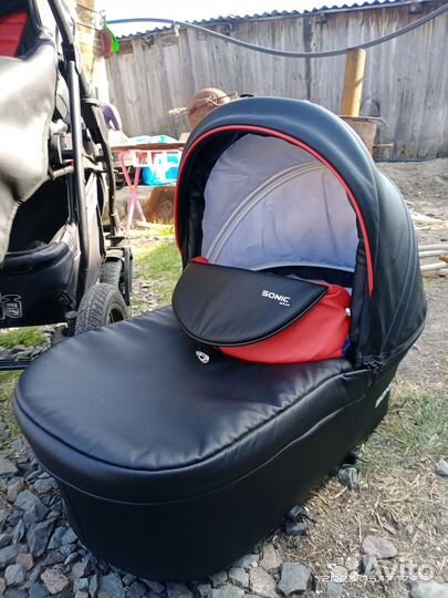 Продам коляску 3 в 1