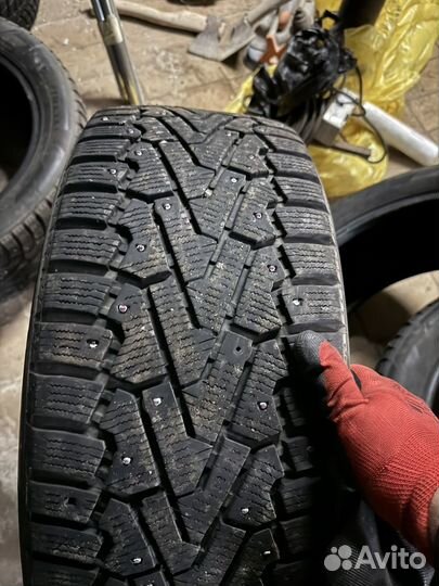 Pirelli Ice Zero 235/50 R18