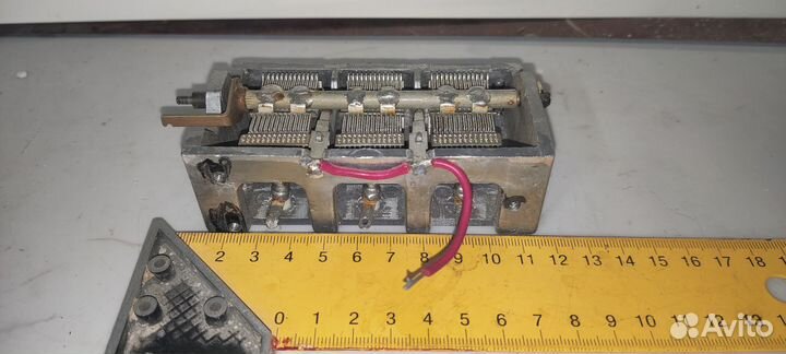 Конденсатор переменной ёмкости 3х550пф