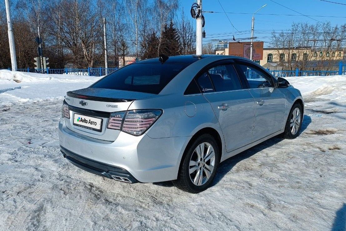 Chevrolet Cruze: фото владельца