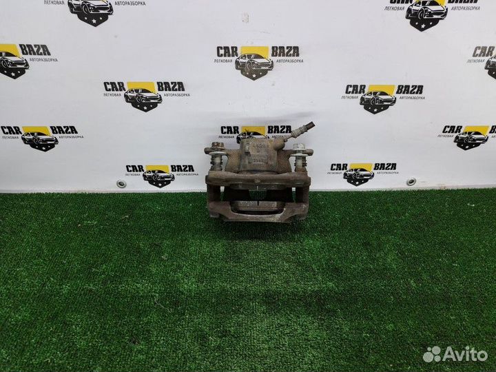 Суппорт тормозной передний R BMW X1