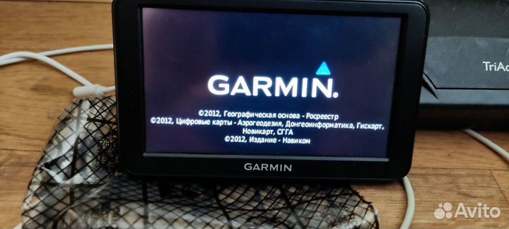 GPS навигатор garmin nuvi