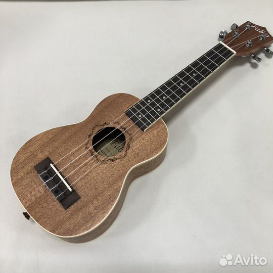 Гитара укулеле сопрано