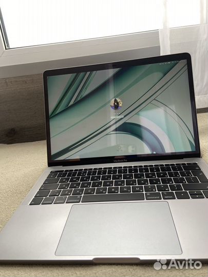 Чудесный Apple MacBook Pro 13 2017 16gb