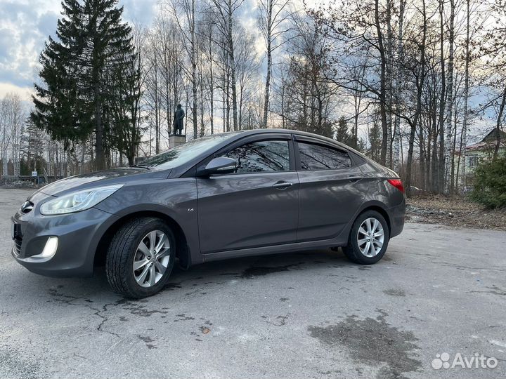 Hyundai Solaris 1.6 AT, 2013, 153 200 км