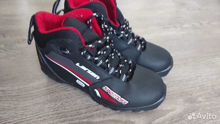Лыжные ботинки larsen р.36