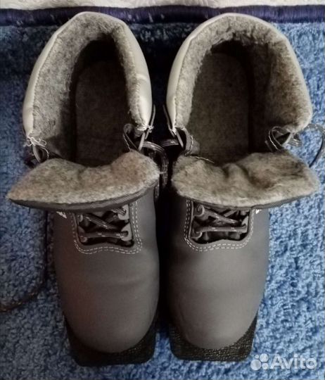 Ботинки лыжные