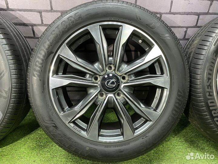 Оригинальные колеса на Lexus LX570 R21