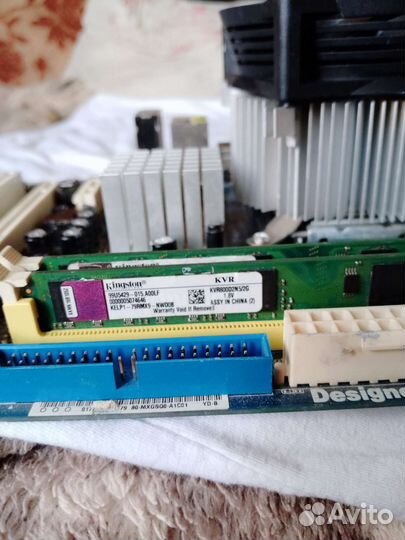 Материнская плата