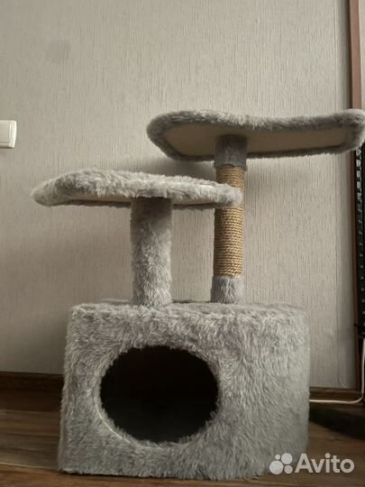 Домик для кошки с когтеточкой