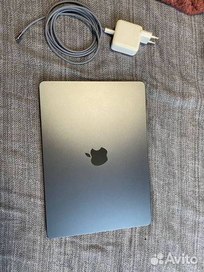 Macbook air 13 m2 16gb/256