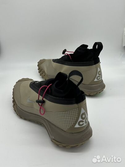 Nike ACG Mountain Fly Gore-Tex Khaki