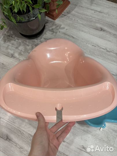 Ванночка с горкой для купания