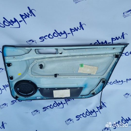 Обшивка двери передняя левая Volkswagen Passat