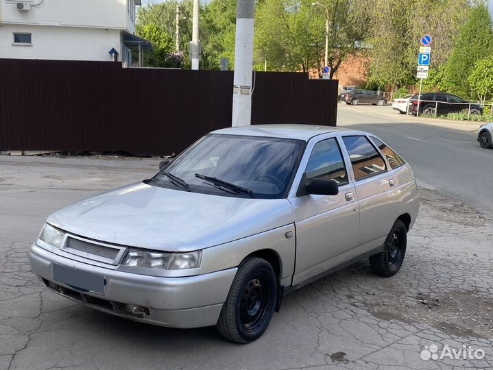 LADA Priora 1.6 МТ, 2014, битый, 180 000 км