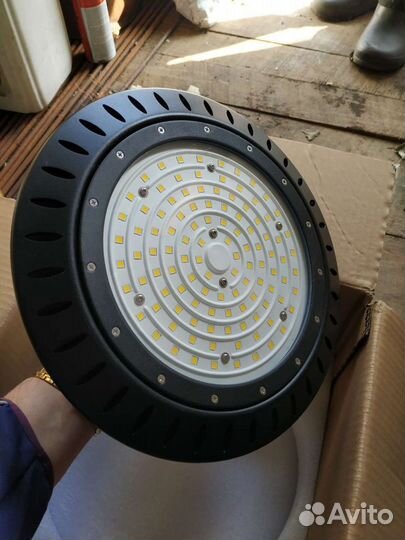 Светильники навесные