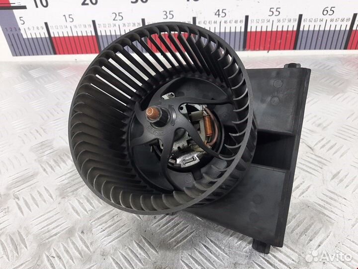 Моторчик печки для Volkswagen Golf 4 1J1819021C
