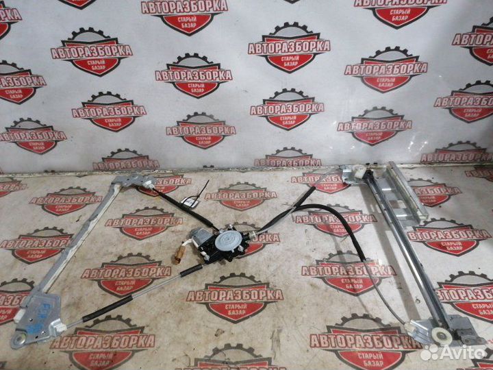 Стеклоподъемник передний правый Mitsubishi Fuso