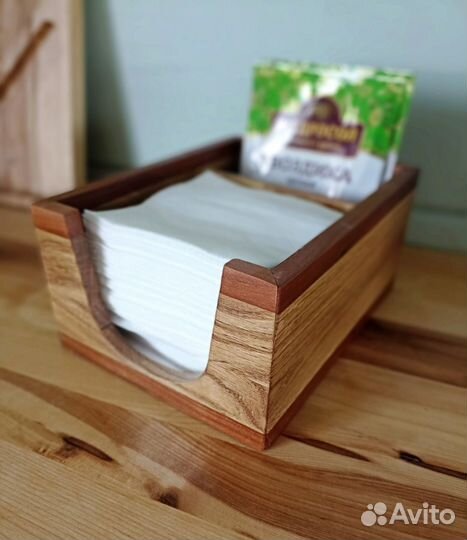 Салфетница из дерева
