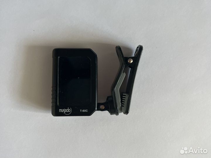 Тюнер для гитары