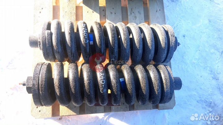 Натяжитель гусеницы Komatsu PC200LC-8M0