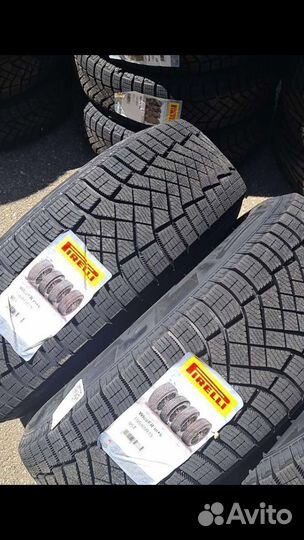 Pirelli Ice Zero FR 195/65 R15